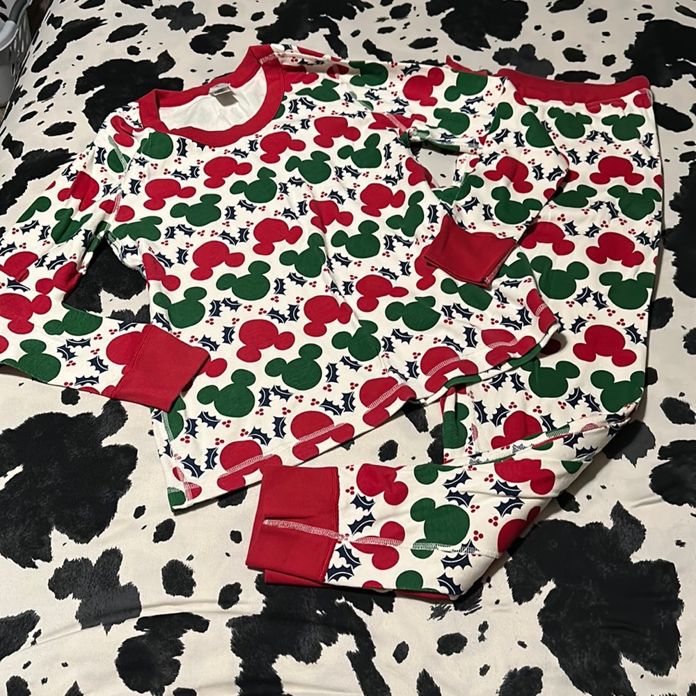 Hanna Andersson Size XL Disney Mickey Mouse Christmas Pj Set
